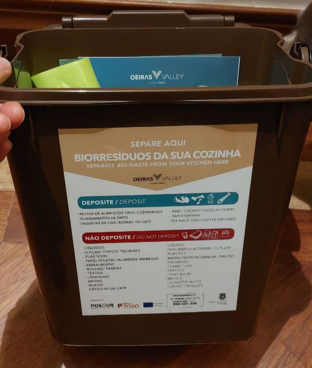 Image: Bin and bags for participating in the biowaste collection program.