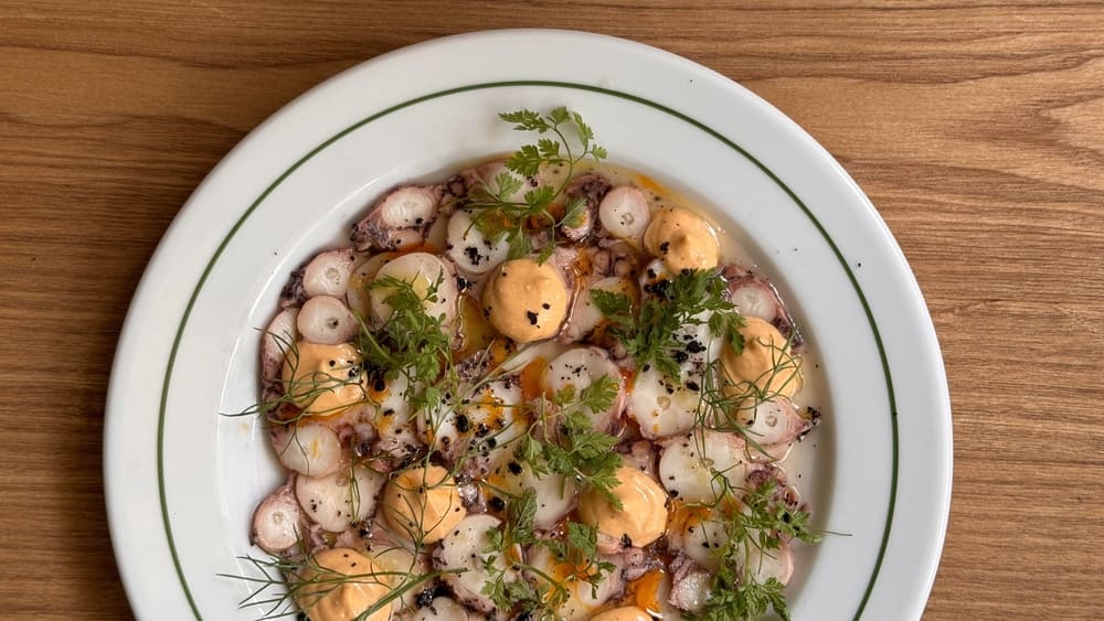 Кальмар від Pomme Eatery